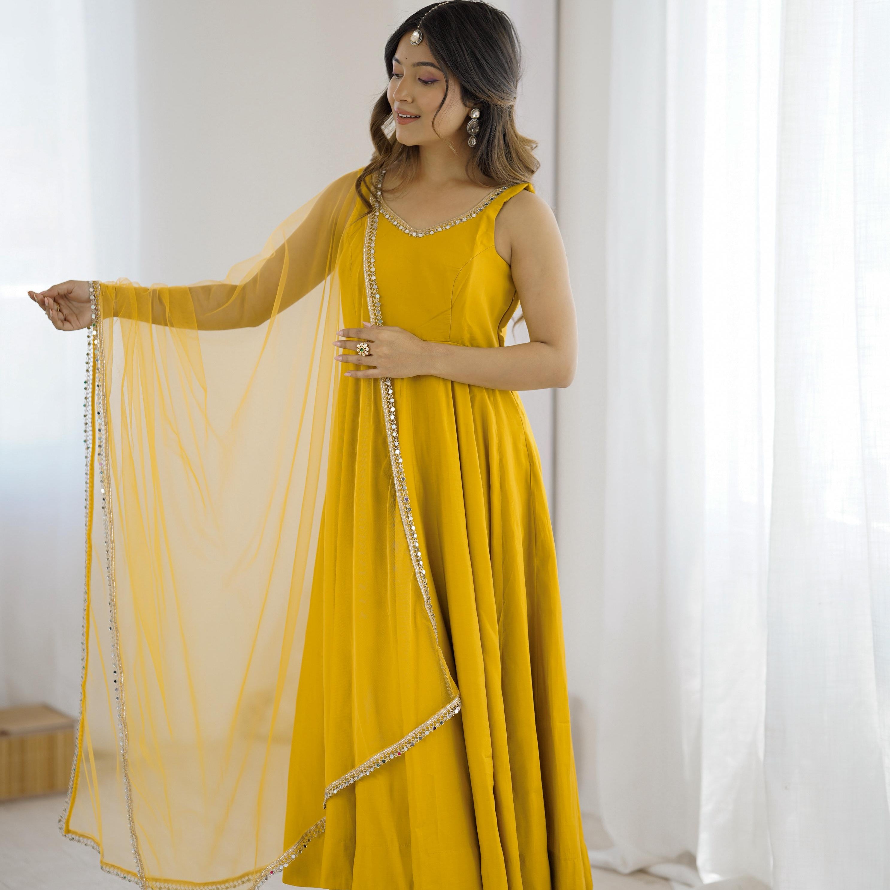 Stylish Exclusive Roman Silk Gown