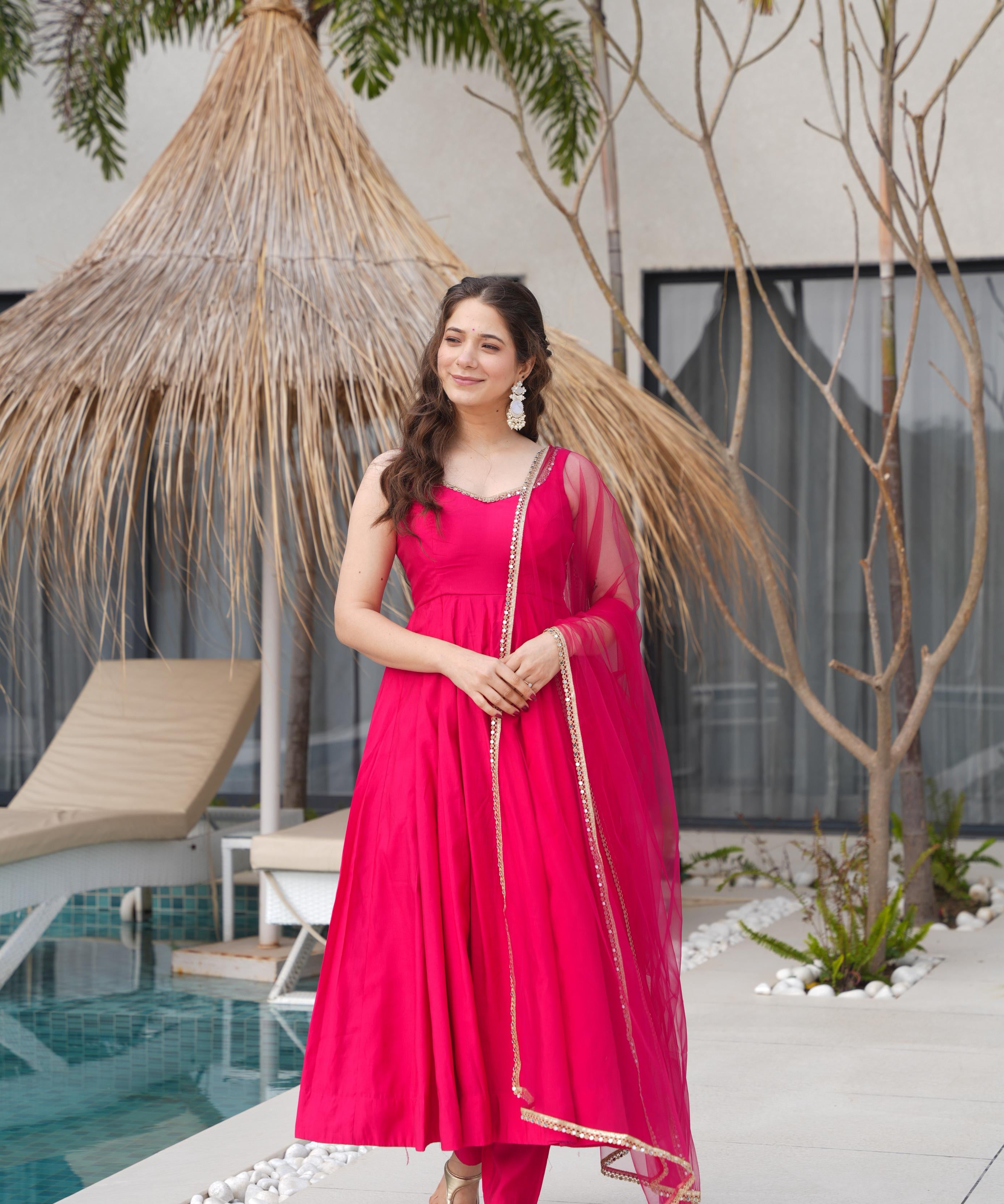 Stylish Exclusive Roman Silk Gown