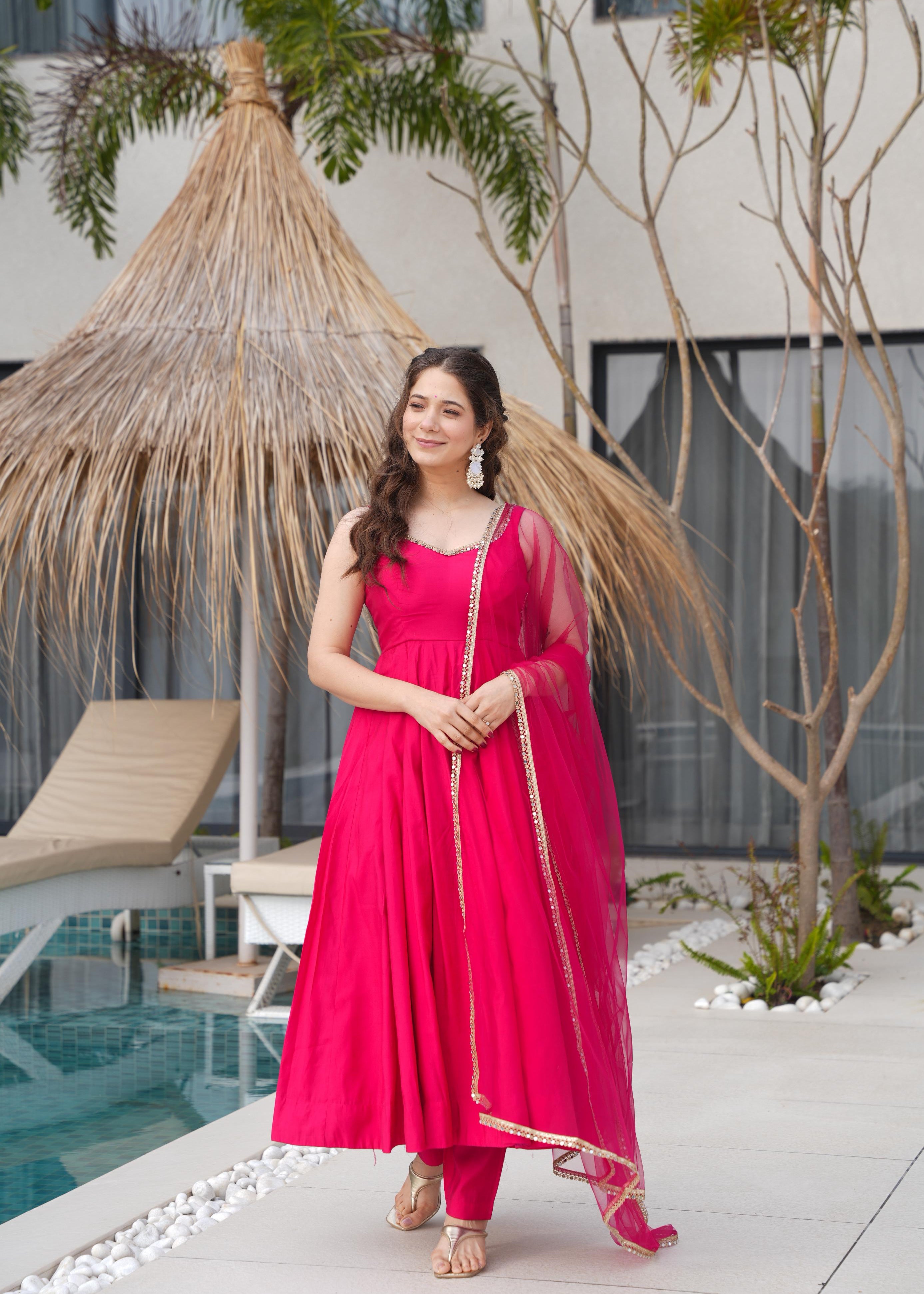 Stylish Exclusive Roman Silk Gown