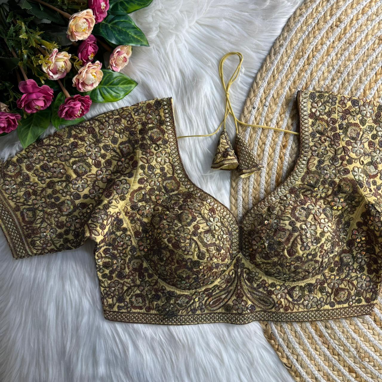 Beautiful Embroidered Saree Blouse