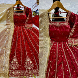 Shiny Embroidered Fandy Silk Suit