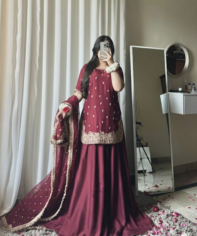 Designer Partywear Silk Suit