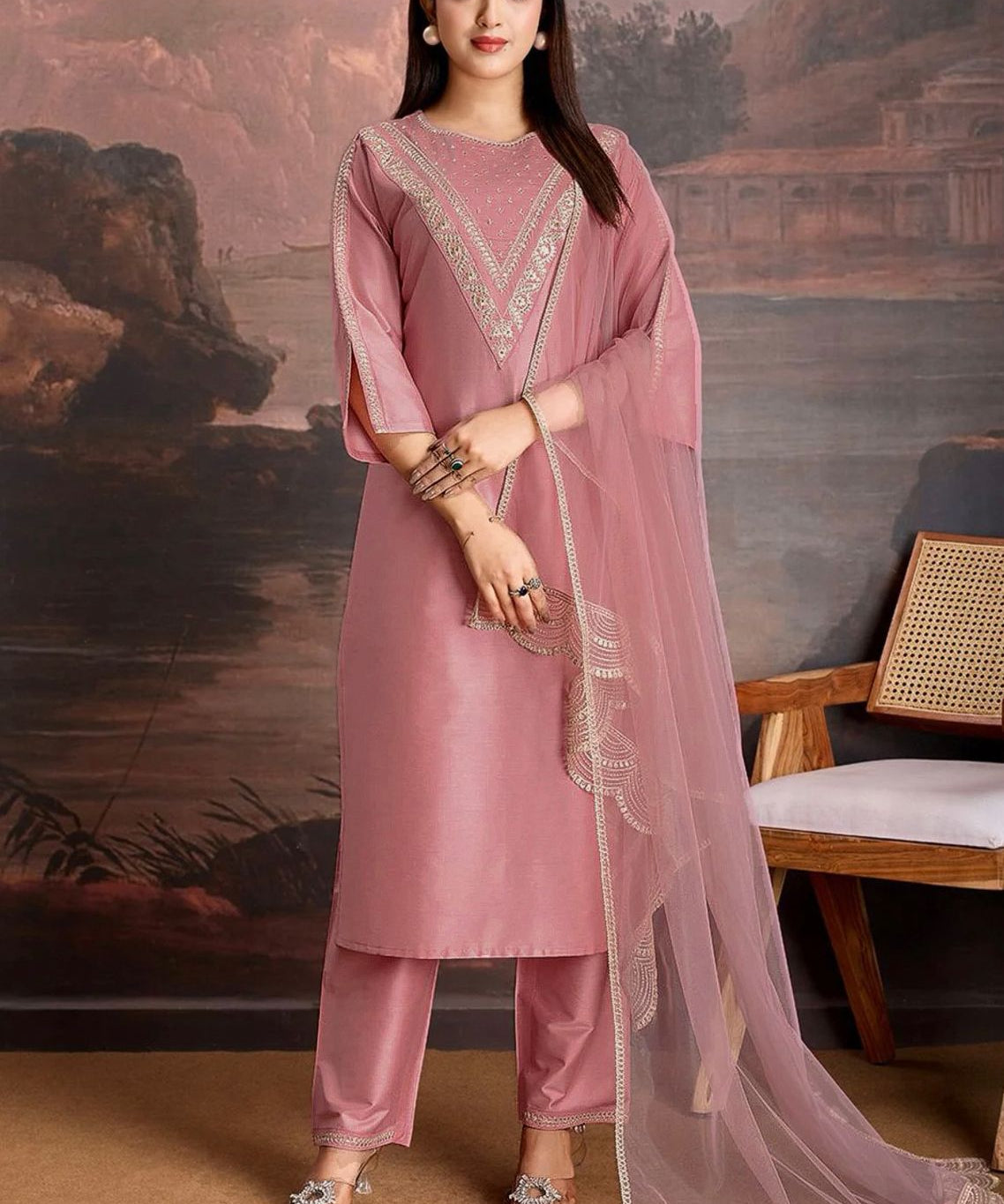 Presenting Roman Silk Straight Suit
