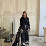 PartyLook Natural Crepe Suit