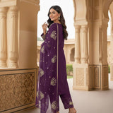 PartyLook Natural Crepe Suit