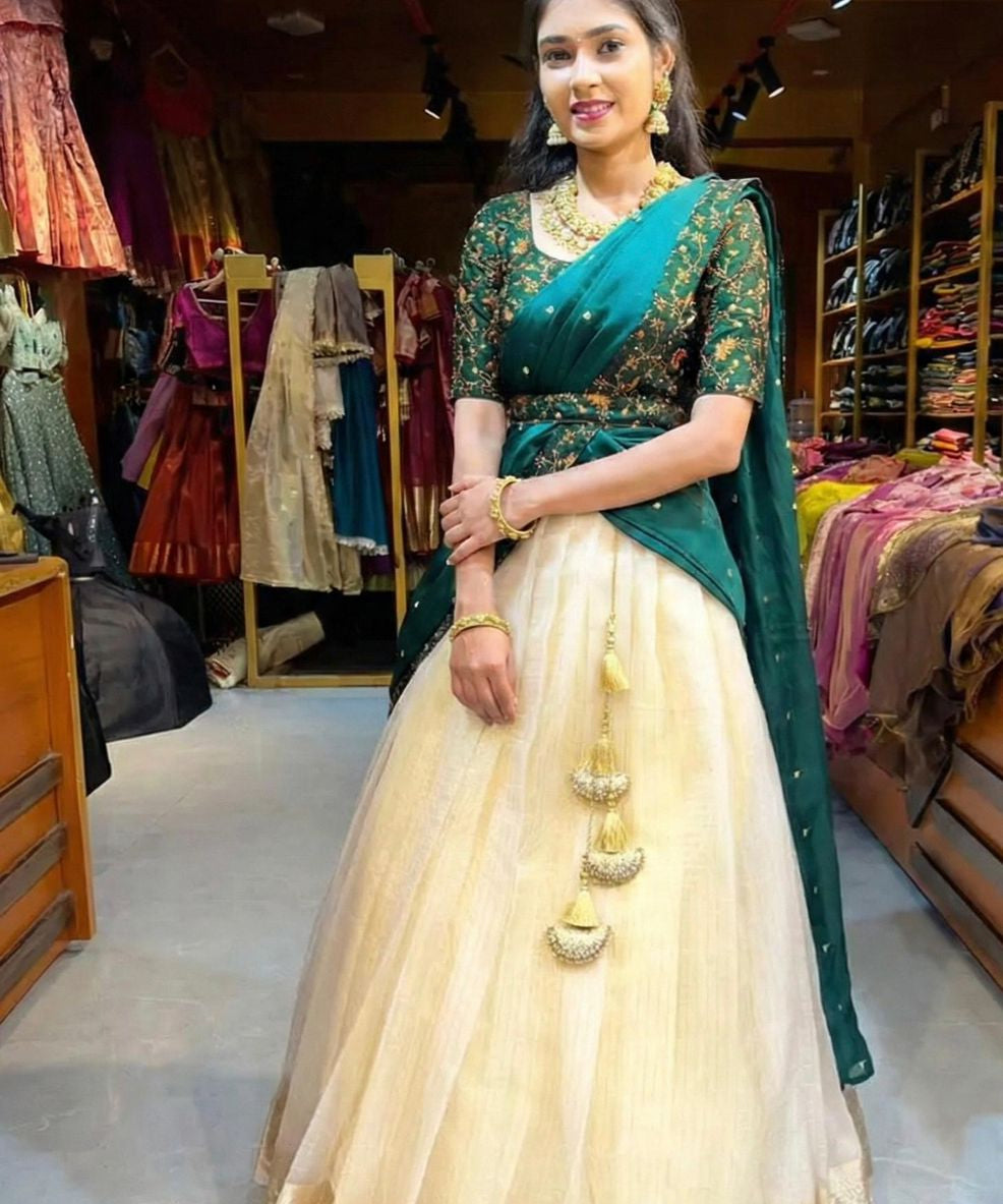 Kanakvalli Elegant Silk Lehenga