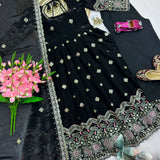 Pretty Fandy Silk Anarkali Suit