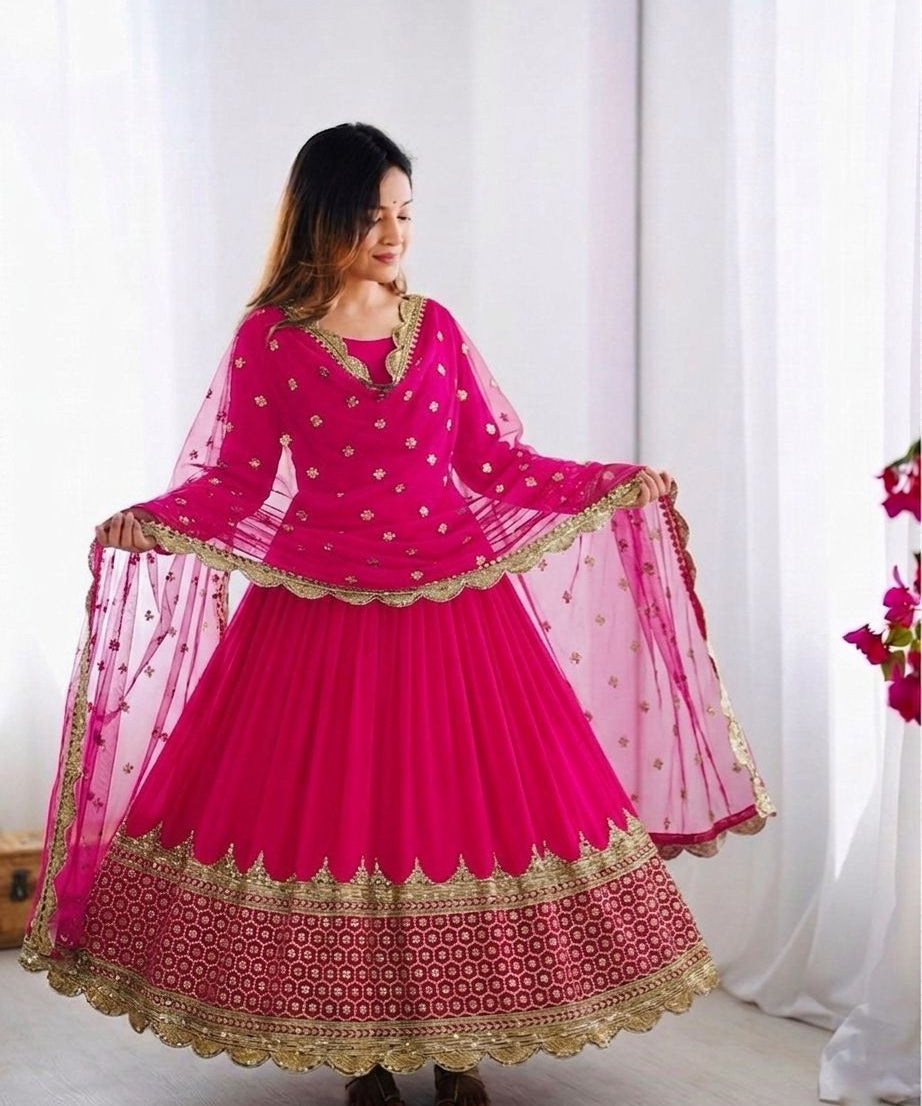 HIT DAMAN GOWN