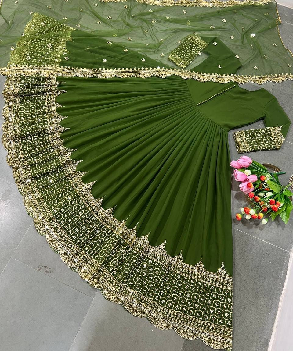 HIT DAMAN GOWN