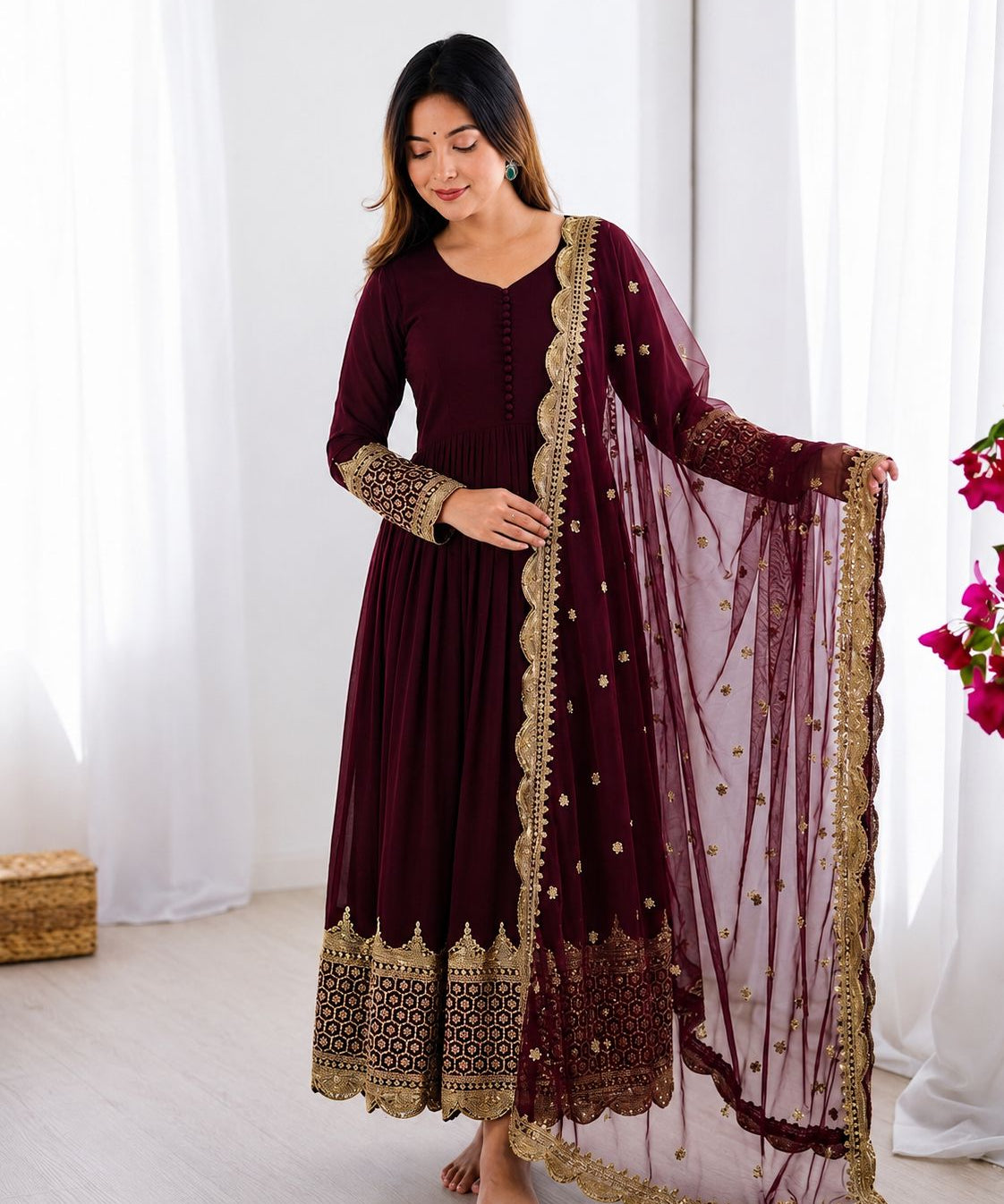 HIT DAMAN GOWN