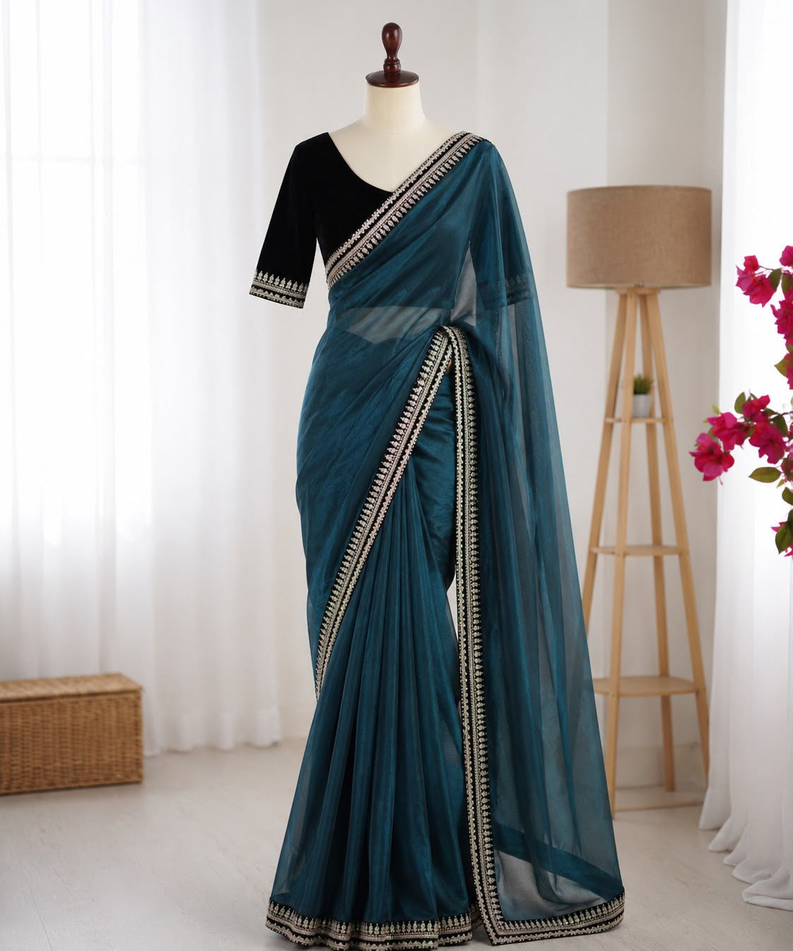 Presenting you Designer seqwance saree