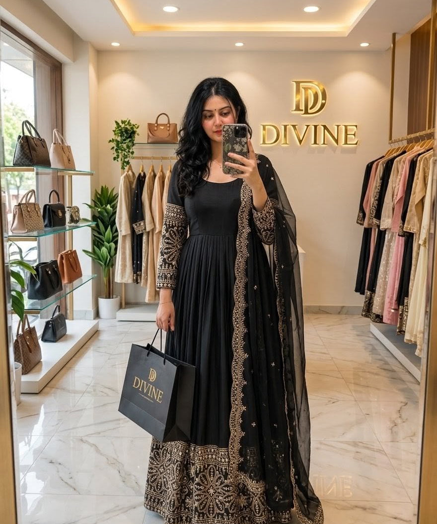 Launching New Design Trending Cinon Silk Gwon
