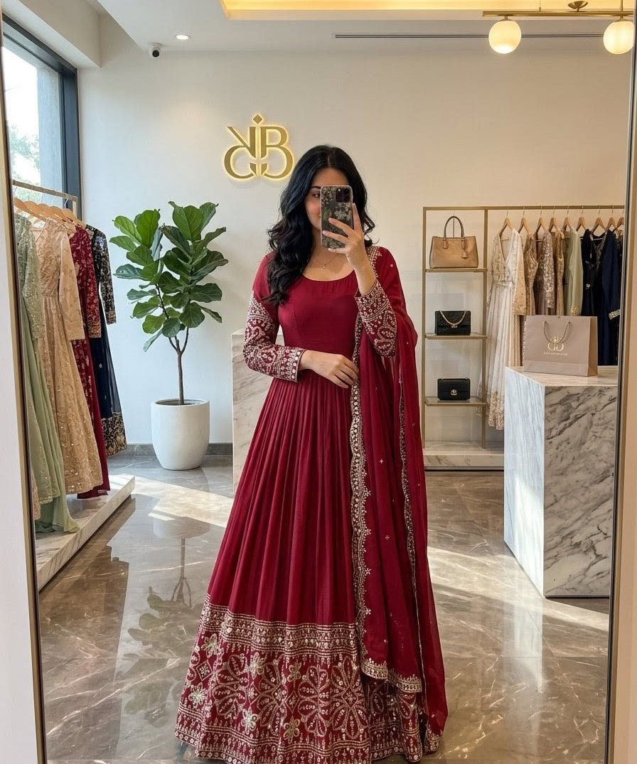 Launching New Design Trending Cinon Silk Gwon