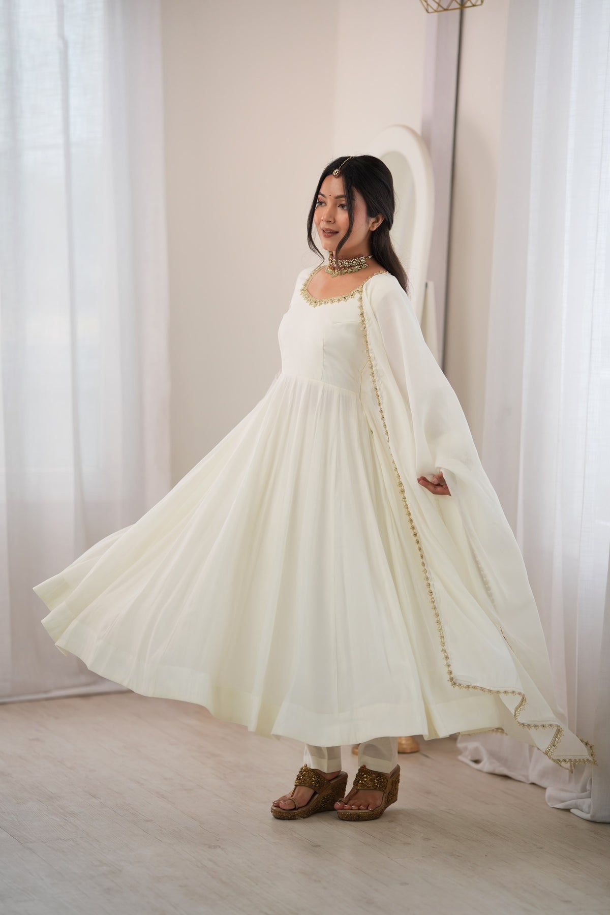 White Mul Chnaderi Anarkali Gown
