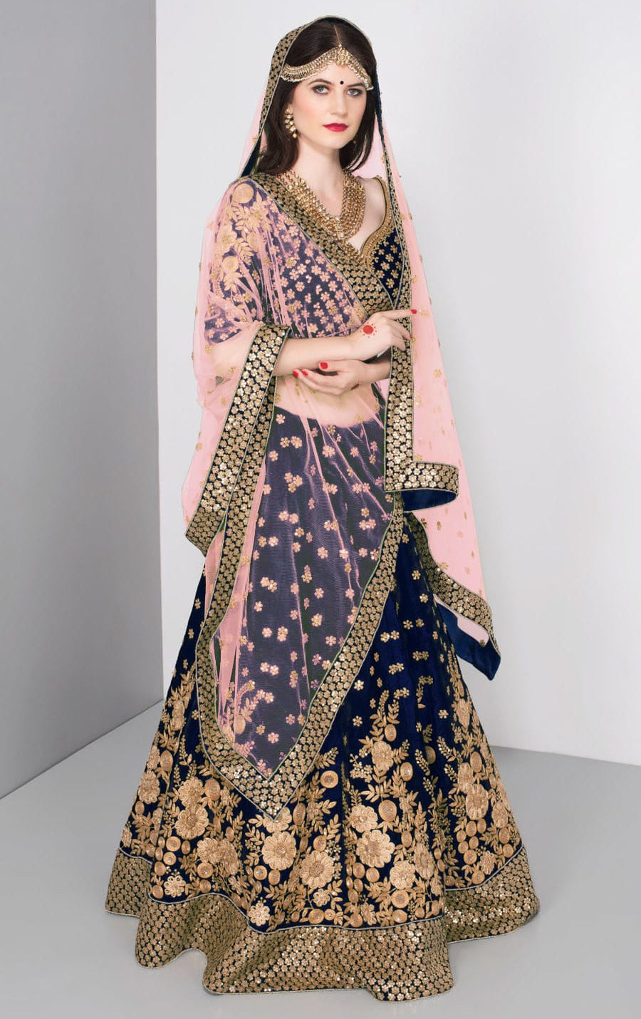 Rich Look Bridal Embroidered Lehenga