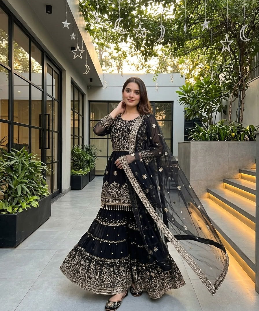 Fashionable Pakistani Embroidered Suit