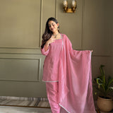 Prettyish Silk Farshi Salwar Suit