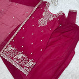 Fresh Look Crunchy Silk Straight Suit