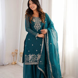 Fresh Look Crunchy Silk Straight Suit