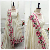 Presenting New Cinon Top-Sarara