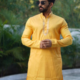 PRESENT'S MEN'S TRADITIONAL KURTA