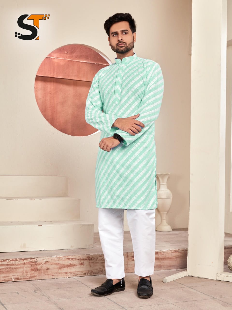 Traditional Chikan Work Men's Kurta