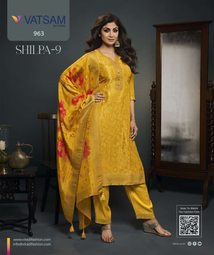 Latest Trending Shilpa Shetty Suit Collection