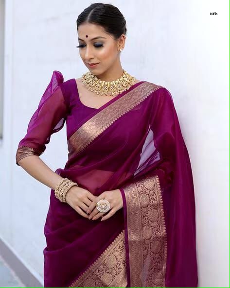 Beautifull Jacquard Weaving Saree