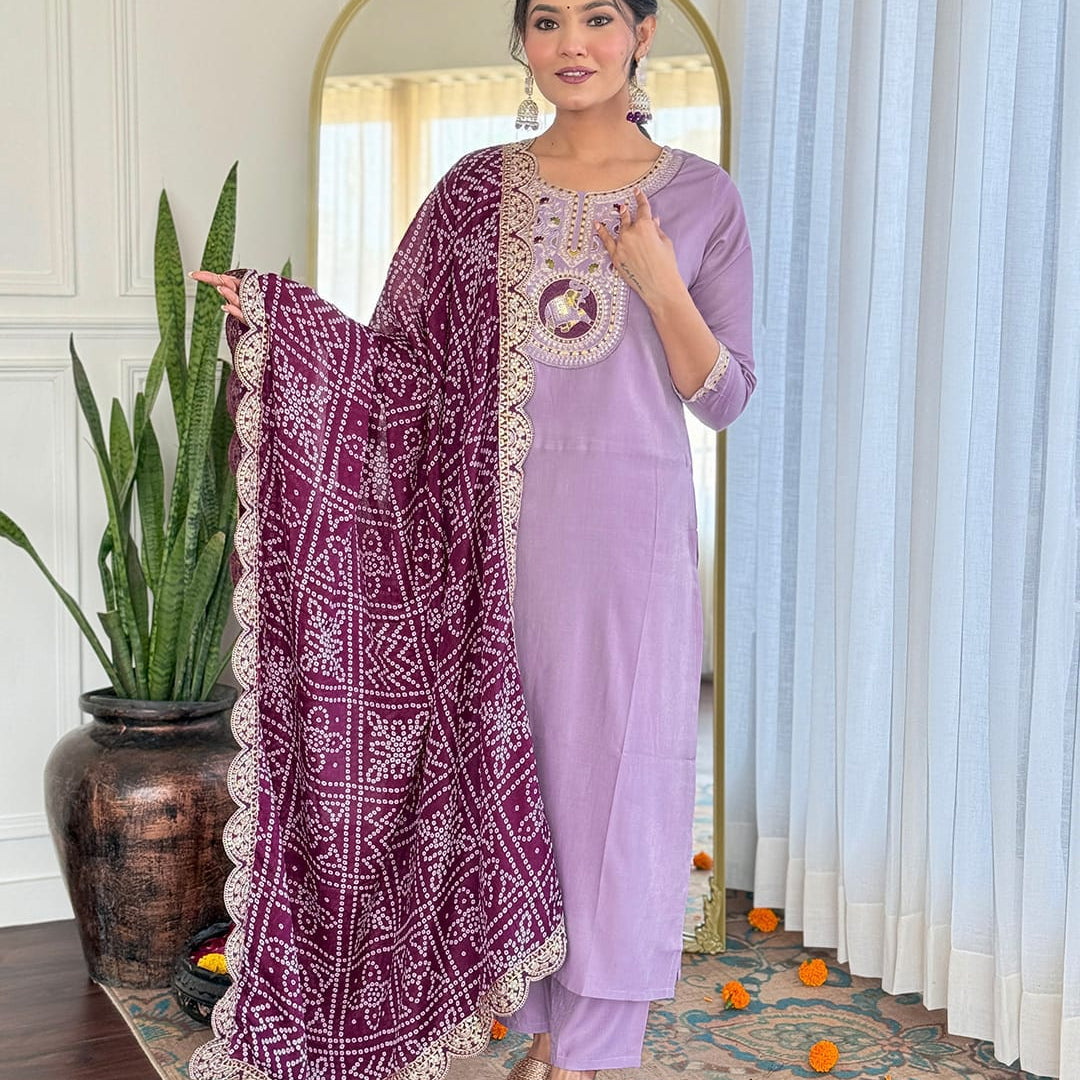Bandhej Viscose Stright Suit
