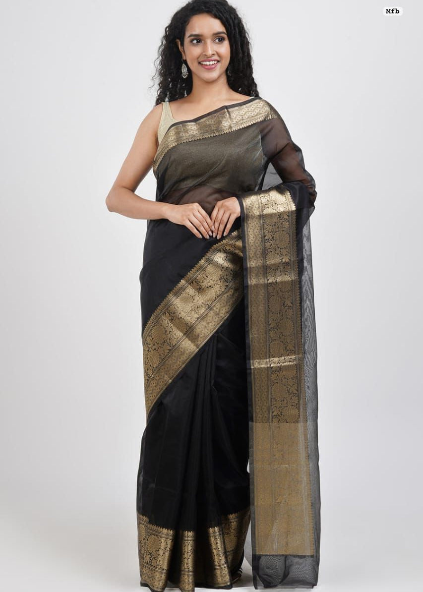 Beautifull Jacquard Weaving Saree