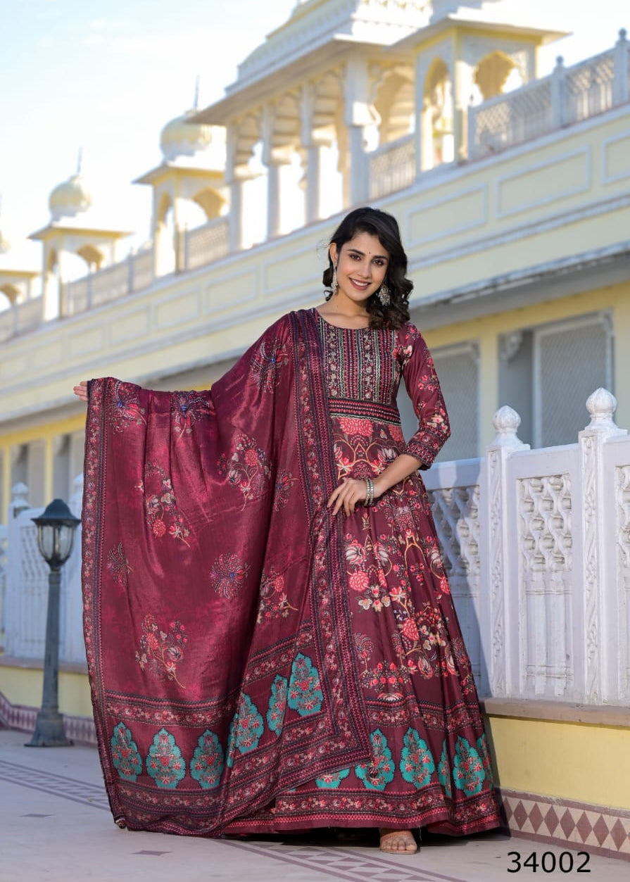 Stuning Dola Silk Anarkali Gown