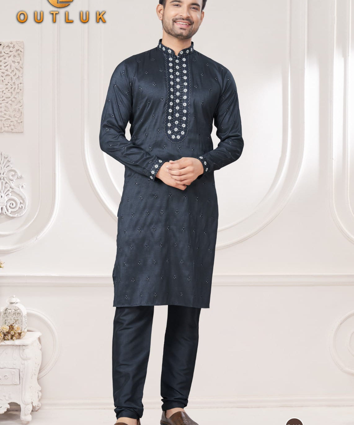 Outlook Wedding Men's Kurta