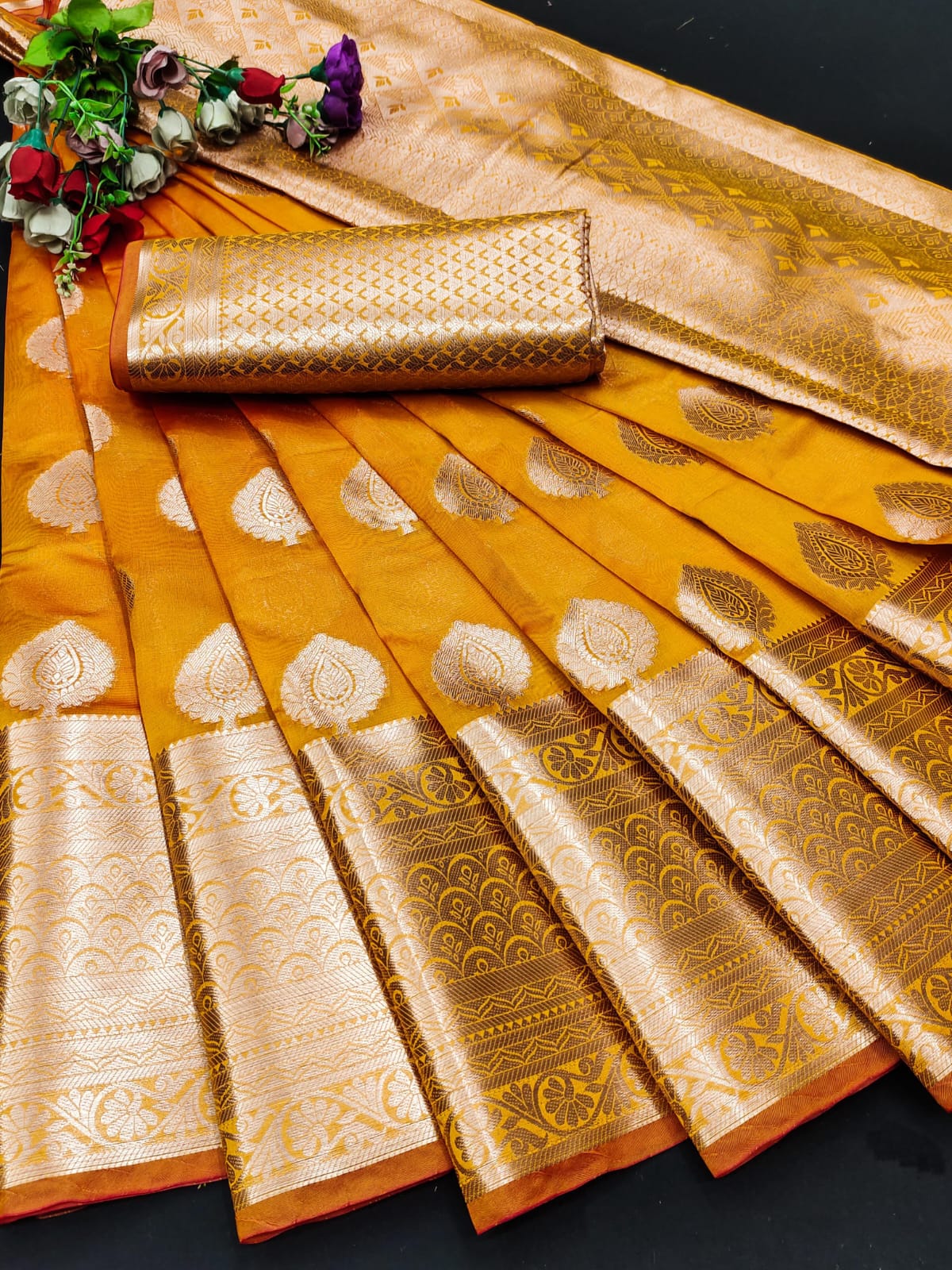 Beautiful Gold Zari Weaving With Rich Pallu Saree