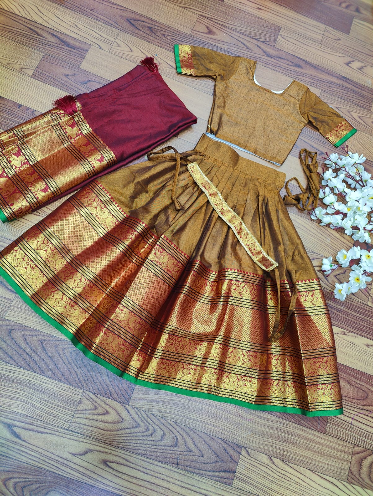 new lauching kids lehenga