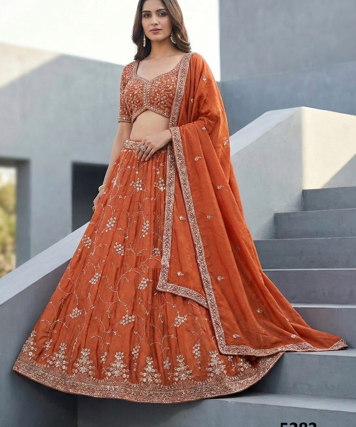 Luxurious Wedding Lehenga Choli