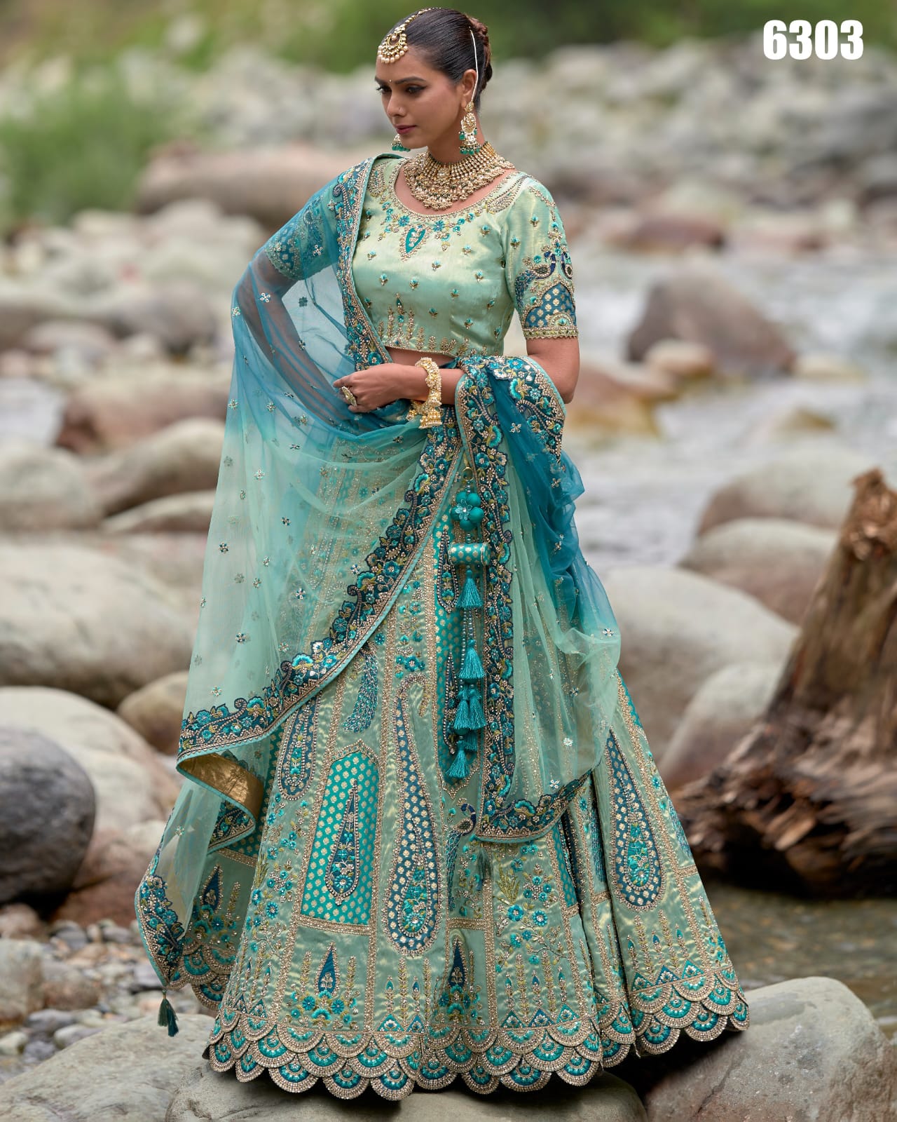 Attractive  Premium  Bridal Wedding  Lahenga  Choli