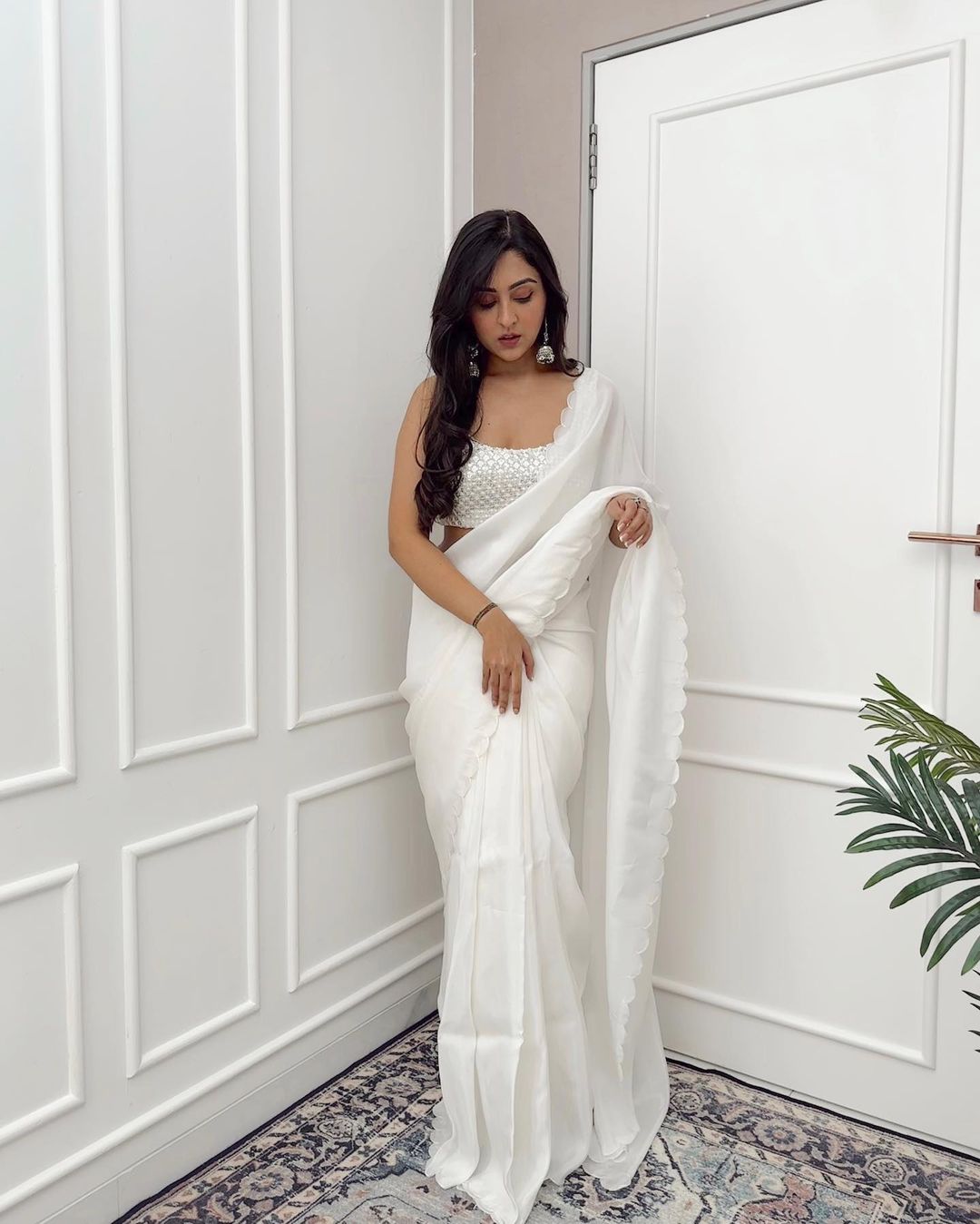 Most Beautifull White Georgette Saree