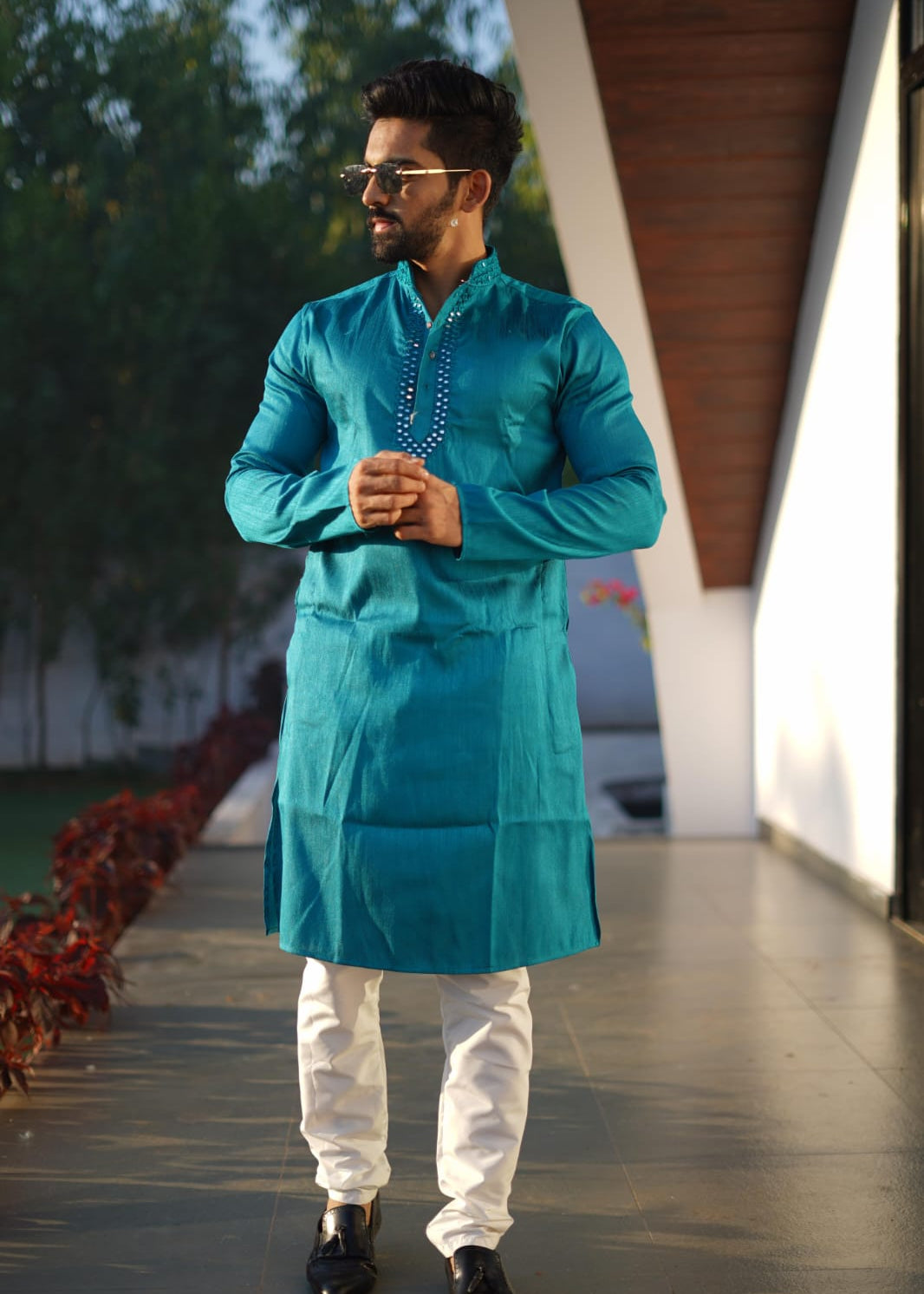 PRESENT'S MEN'S TRADITIONAL KURTA