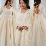 Off-white Cotton Thread Work Suit